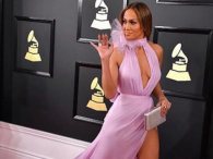 Jennifer Lopez w ''dziewczęcej'' kreacji na Grammy 2017